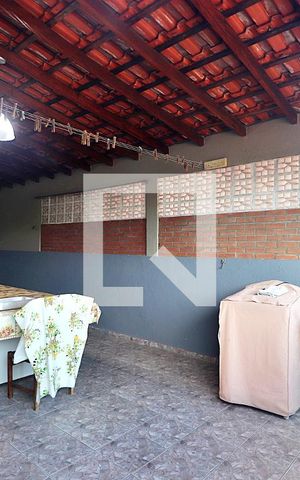 Casa à venda com 173m², 2 quartos e 2 vagasÁrea de Serviço