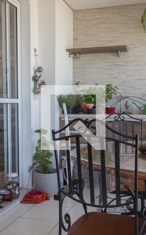 Apartamento à venda com 107m², 3 quartos e 2 vagas Apartamento à venda com 107m², 3 quartos e 2 vagasVaranda