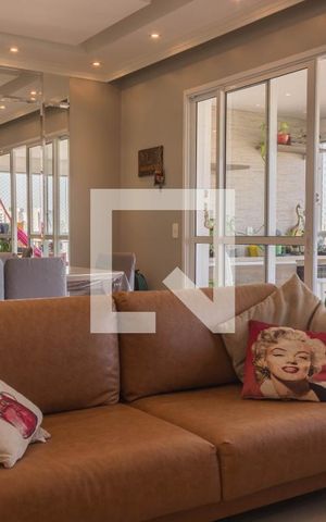 Apartamento à venda com 107m², 3 quartos e 2 vagas Apartamento à venda com 107m², 3 quartos e 2 vagasSala