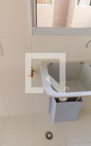 Apartamento para alugar com 38m², 2 quartos e 1 vagaCozinha e Área de Serviço