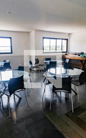 Apartamento à venda com 90m², 2 quartos e 2 vagas Apartamento à venda com 90m², 2 quartos e 2 vagasÁrea comum - Salão de festas