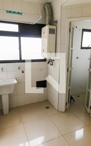 Apartamento à venda com 90m², 2 quartos e 2 vagas Apartamento à venda com 90m², 2 quartos e 2 vagasÁrea de Serviço