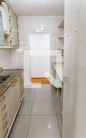 Apartamento à venda com 90m², 2 quartos e 2 vagas Apartamento à venda com 90m², 2 quartos e 2 vagasCozinha - Armários