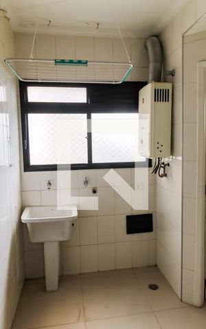 Apartamento à venda com 90m², 2 quartos e 2 vagas Apartamento à venda com 90m², 2 quartos e 2 vagasÁrea de Serviço