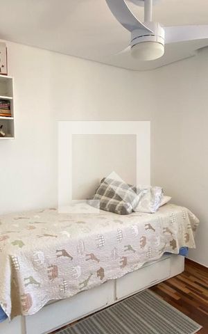 Apartamento à venda com 200m², 3 quartos e 2 vagasQuarto 2