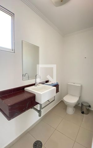 Apartamento à venda com 200m², 3 quartos e 2 vagasLavabo - Cobertura 