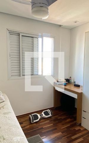 Apartamento à venda com 200m², 3 quartos e 2 vagasQuarto 2