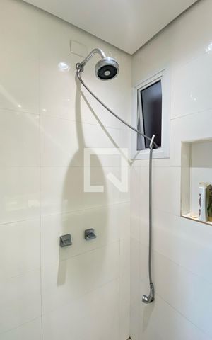 Apartamento à venda com 200m², 3 quartos e 2 vagasBanheiro Suíte 