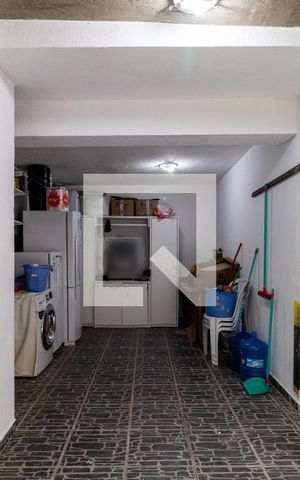 Casa à venda com 156m², 2 quartos e 2 vagas Casa à venda com 156m², 2 quartos e 2 vagasÁrea de Serviço