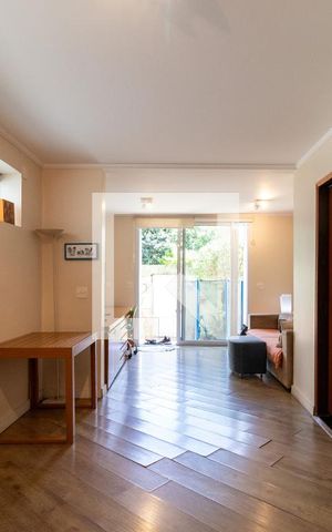 Casa à venda com 156m², 2 quartos e 2 vagas Casa à venda com 156m², 2 quartos e 2 vagasSala de Jantar