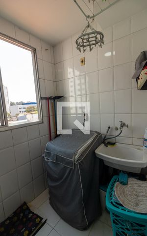 Apartamento para alugar com 60m², 2 quartos e 1 vaga Apartamento para alugar com 60m², 2 quartos e 1 vagaÁrea de Serviço