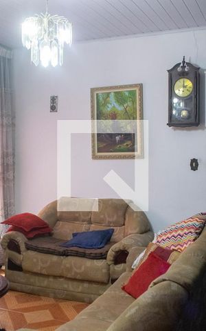 Casa à venda com 100m², 4 quartos e 1 vaga Casa à venda com 100m², 4 quartos e 1 vagaSala
