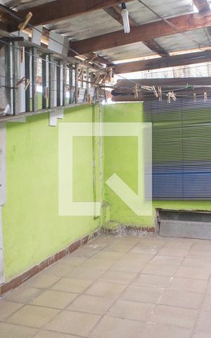 Casa à venda com 100m², 4 quartos e 1 vaga Casa à venda com 100m², 4 quartos e 1 vagaÁrea de Serviço