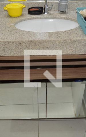 Apartamento para alugar com 36m², 1 quarto e sem vagaBanheiro