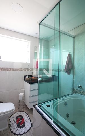 Apartamento à venda com 128m², 3 quartos e 1 vagaBanheiro da Suíte