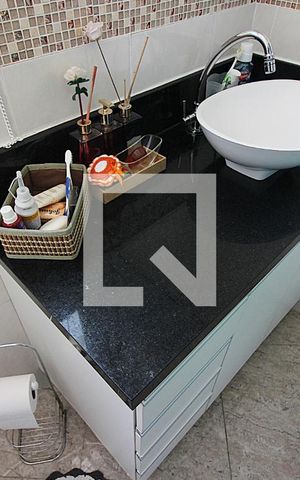 Apartamento à venda com 128m², 3 quartos e 1 vagaBanheiro da Suíte