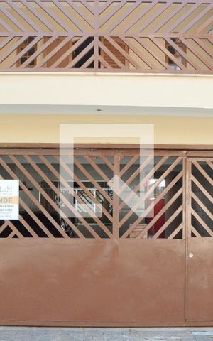 Casa à venda com 213m², 5 quartos e 2 vagasFachada