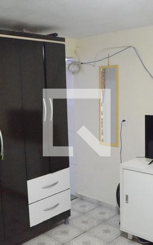 Casa à venda com 213m², 5 quartos e 2 vagasQuarto 5