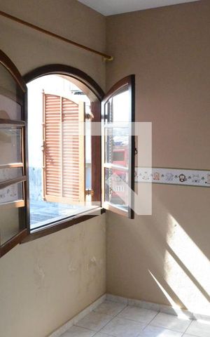 Casa à venda com 213m², 5 quartos e 2 vagasQuarto 2