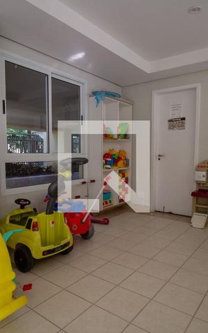 Apartamento à venda com 110m², 3 quartos e 2 vagas Apartamento à venda com 110m², 3 quartos e 2 vagasÁrea Comum - Brinquedoteca
