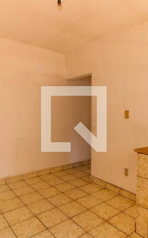 Casa para alugar com 65m², 2 quartos e sem vaga Casa para alugar com 65m², 2 quartos e sem vagaCozinha