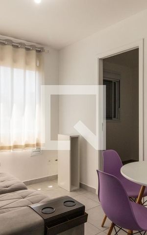 Apartamento para alugar com 35m², 2 quartos e 1 vaga Apartamento para alugar com 35m², 2 quartos e 1 vagaSala