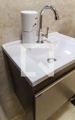 Casa de condomínio à venda com 64m², 2 quartos e 2 vagas Casa de condomínio à venda com 64m², 2 quartos e 2 vagasLavabo