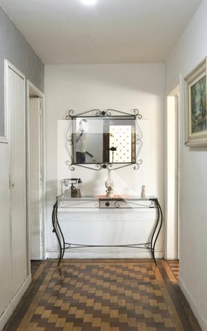 Casa para alugar com 220m², 3 quartos e 3 vagas Casa para alugar com 220m², 3 quartos e 3 vagasHall de entrada