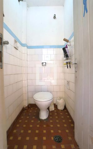 Casa para alugar com 220m², 3 quartos e 3 vagas Casa para alugar com 220m², 3 quartos e 3 vagasBanheiro serviço