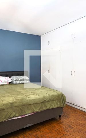 Casa para alugar com 220m², 3 quartos e 3 vagas Casa para alugar com 220m², 3 quartos e 3 vagasQuarto 1