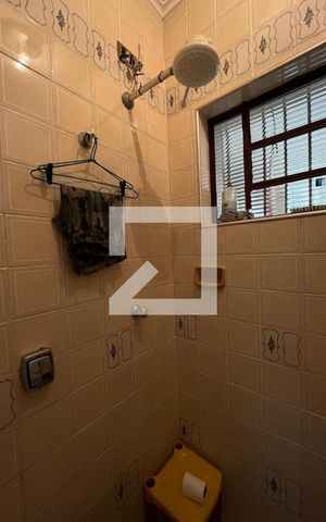 Casa à venda com 270m², 4 quartos e 4 vagasÁrea de Serviço
