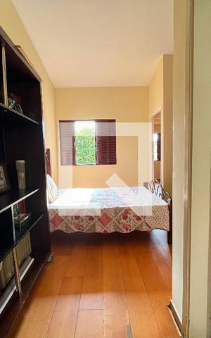 Casa à venda com 270m², 4 quartos e 4 vagasQuarto 2
