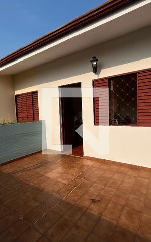 Casa à venda com 270m², 4 quartos e 4 vagasQuintal