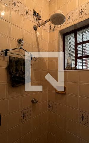 Casa à venda com 270m², 4 quartos e 4 vagasBanheiro