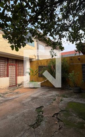 Casa à venda com 270m², 4 quartos e 4 vagasEntrada