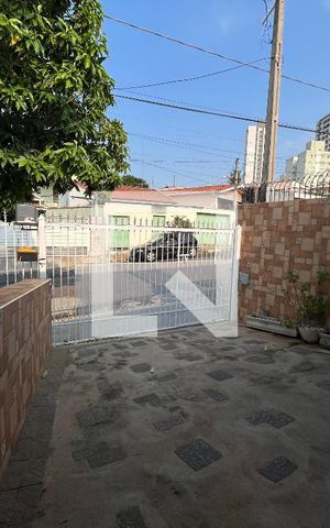 Casa à venda com 270m², 4 quartos e 4 vagasEntrada