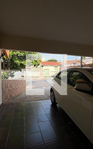 Casa à venda com 270m², 4 quartos e 4 vagasGaragem