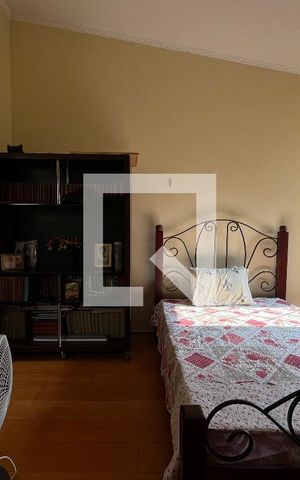 Casa à venda com 270m², 4 quartos e 4 vagasQuarto 2