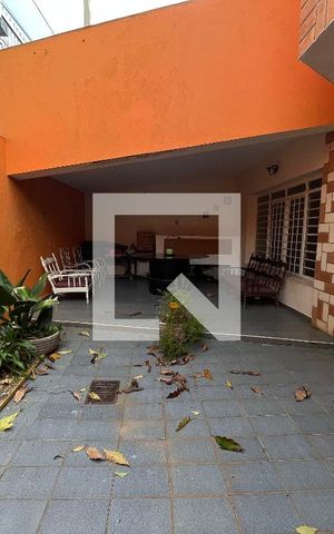 Casa à venda com 270m², 4 quartos e 4 vagasQuintal
