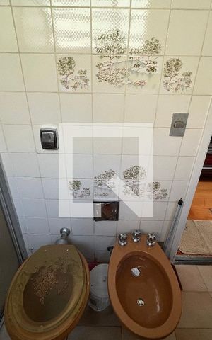 Casa à venda com 270m², 4 quartos e 4 vagasBanheiro