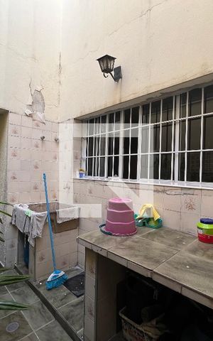 Casa à venda com 270m², 4 quartos e 4 vagasQuintal
