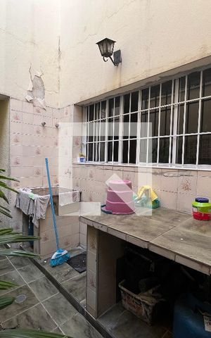 Casa à venda com 270m², 4 quartos e 4 vagasQuintal
