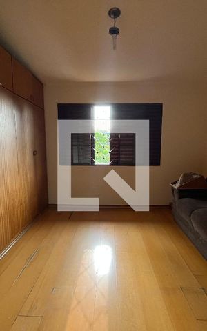 Casa à venda com 270m², 4 quartos e 4 vagasQuarto 3