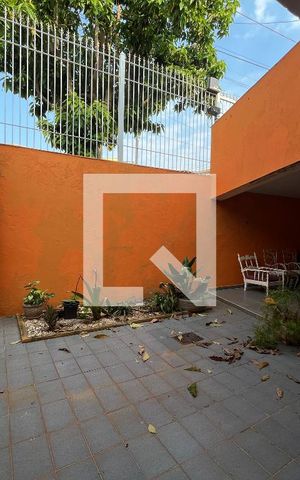 Casa à venda com 270m², 4 quartos e 4 vagasQuintal