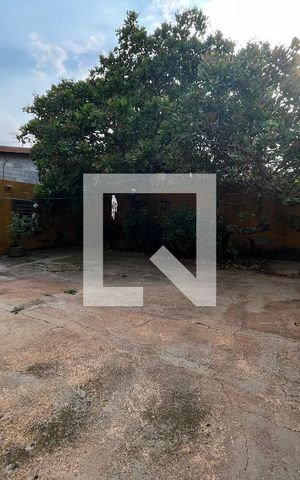 Casa à venda com 270m², 4 quartos e 4 vagasEntrada