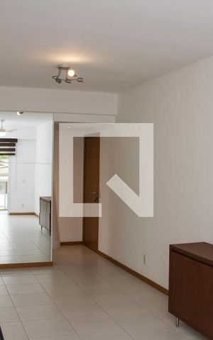 Apartamento para alugar com 79m², 3 quartos e 1 vagaSala