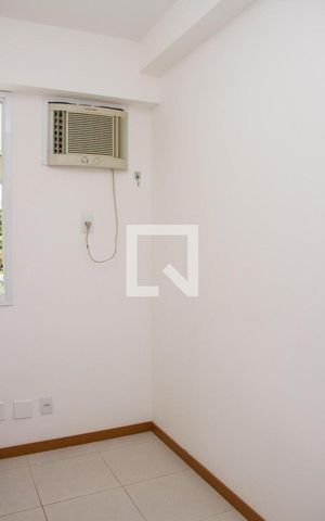 Apartamento para alugar com 79m², 3 quartos e 1 vagaQuarto 01