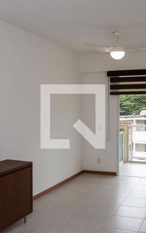 Apartamento para alugar com 79m², 3 quartos e 1 vagaSala