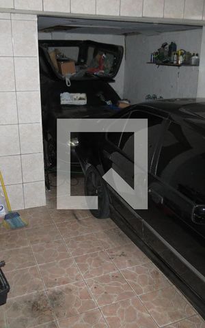 Casa à venda com 250m², 2 quartos e 2 vagasGaragem