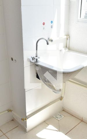 Apartamento para alugar com 42m², 2 quartos e 1 vagaÁrea de Serviço